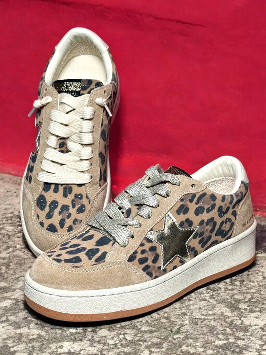 Leopard Pop Silver Low-Top Sneakers