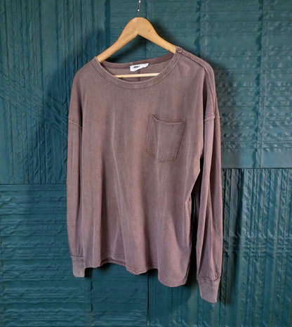 Everyday Essentials Long Sleeve Pocket Tee