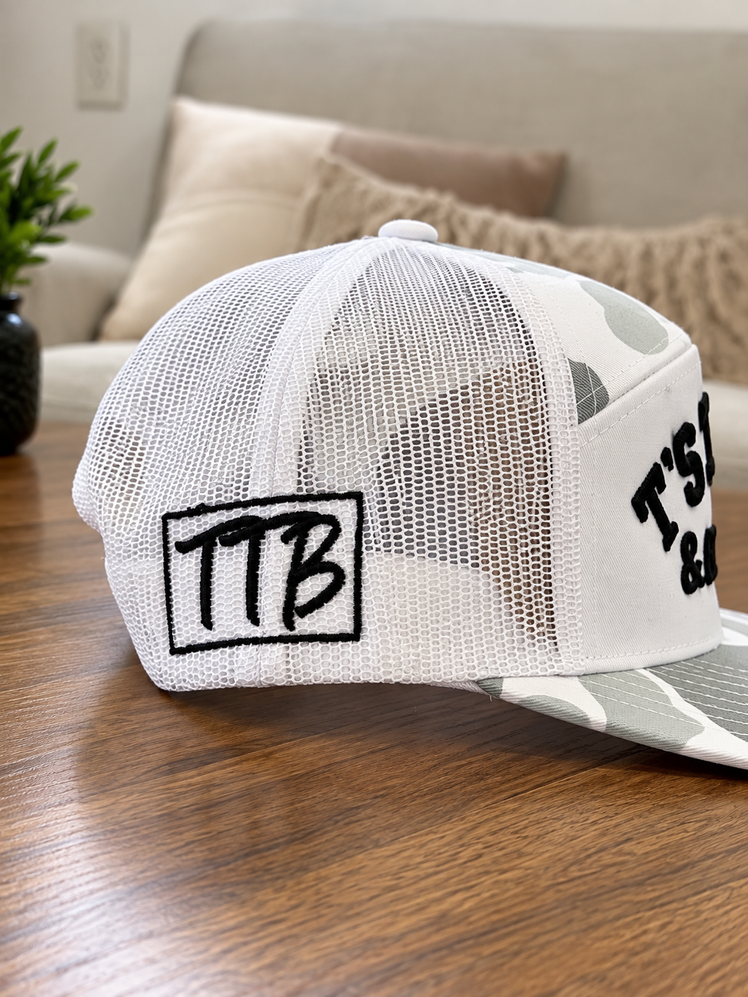 T's Tanning Men's White Camo Hat