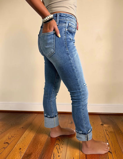 Juliet Slim Cuffed Straight Jeans