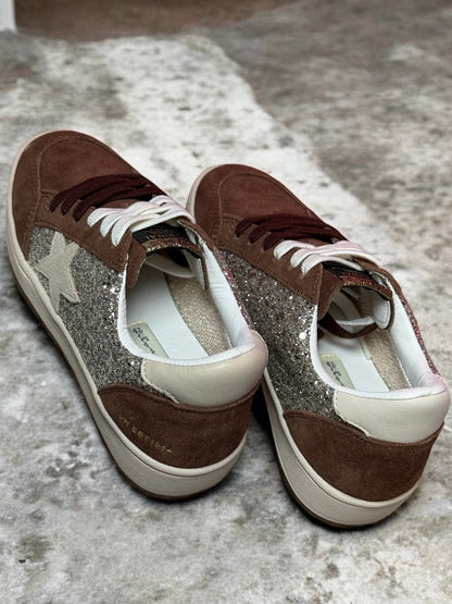 Denisse Brown Glitter Pop Low-Top Sneakers