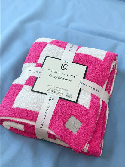 Checkered Luxe Throw Blanket
