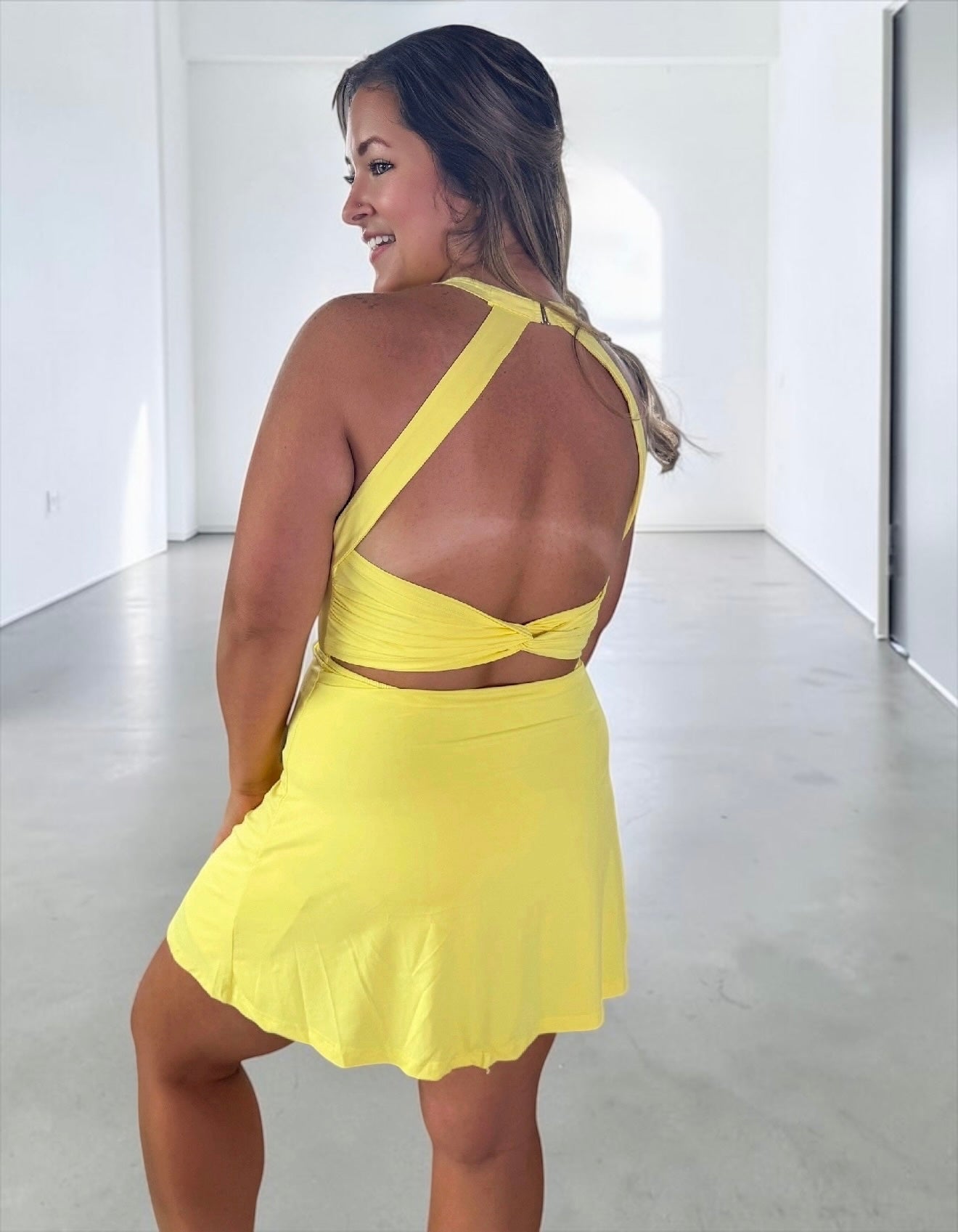 Sun-flare Motion Mini Active Dress